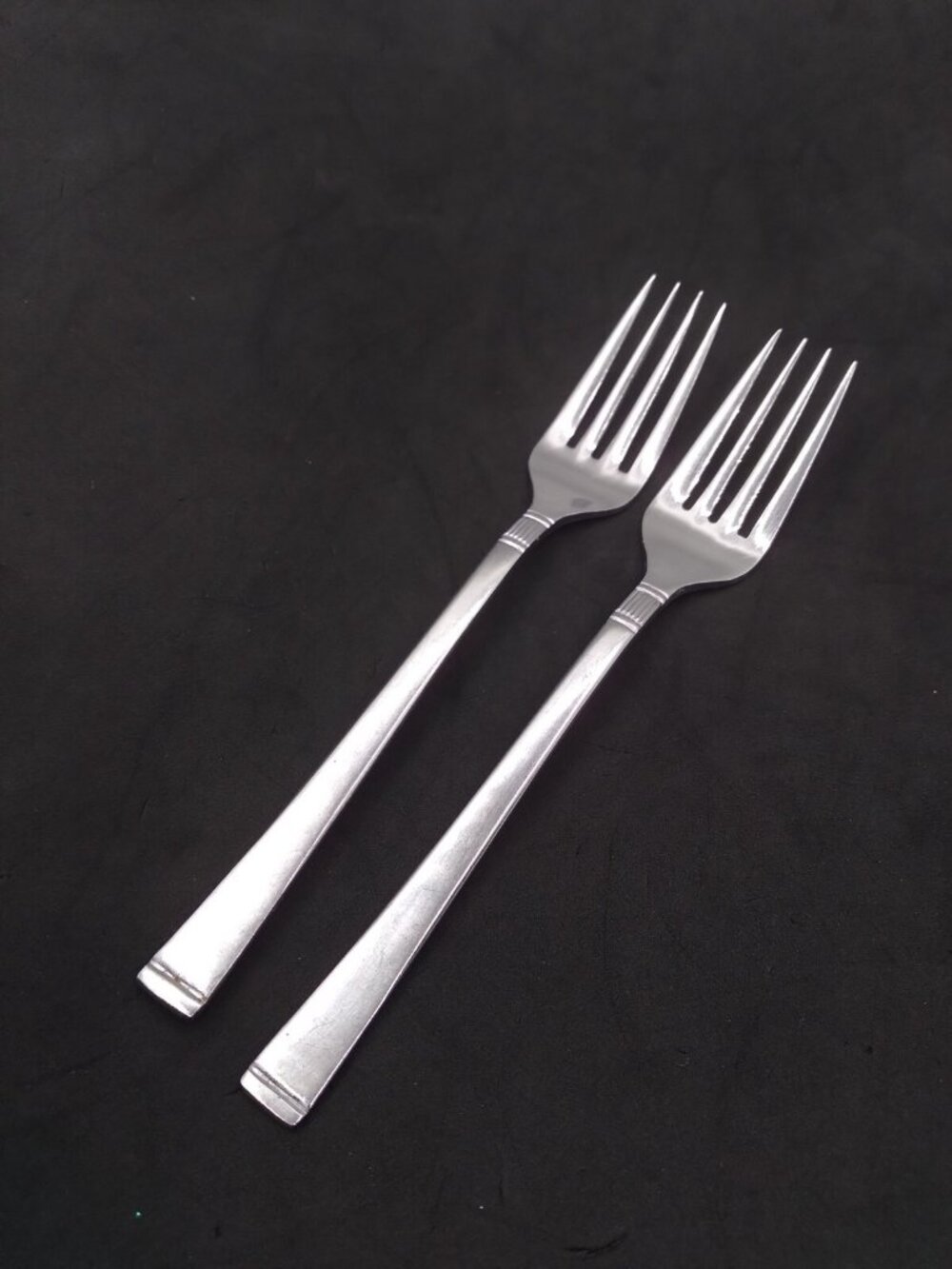Set of 2 Forks Doric Pattern Japan silver Stainless Steel 6.25" Salad Dessert
